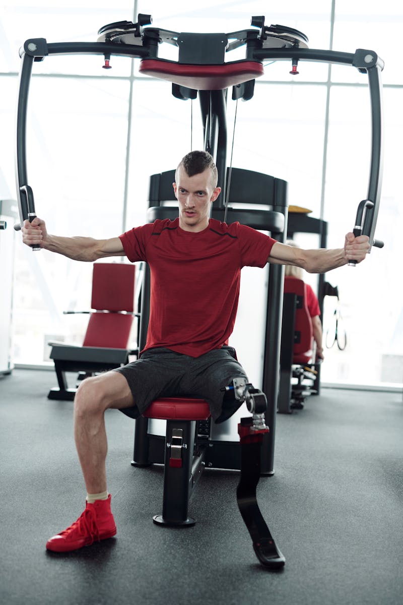 Various measuring cups and containers for volume conversion